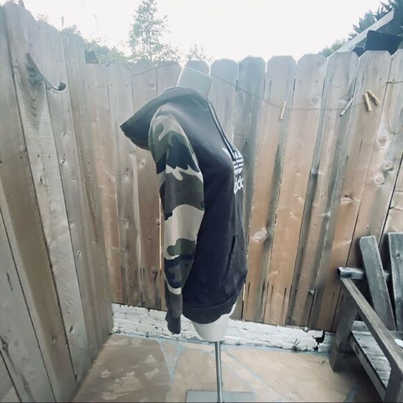 Adidas Originals Camouflage Hoodie size small - Picture 4 of 7